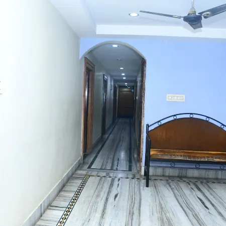 Hotel Sampark