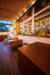 Sunflower Beach Backpacker Hostel & Bar - bar
