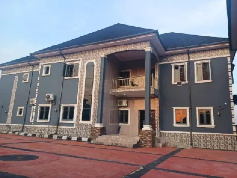 เจ-ดี สวีทส์ โรงแรมใน