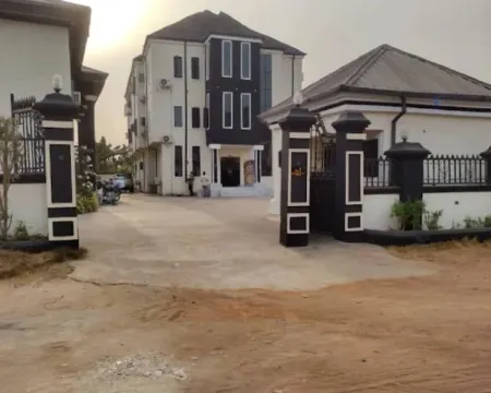 Cocokalina hotel Hotéis em Agbor