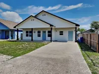 Bayside Abode - 2-Star