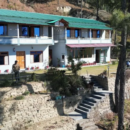 Binsar View Homestay