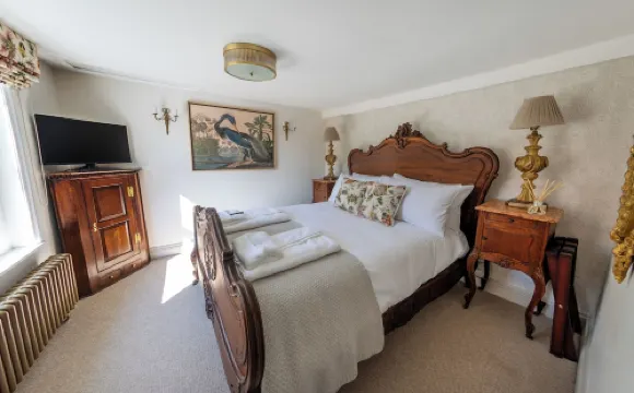 Quaint 18th Century Fishermans Cottage in Lymington