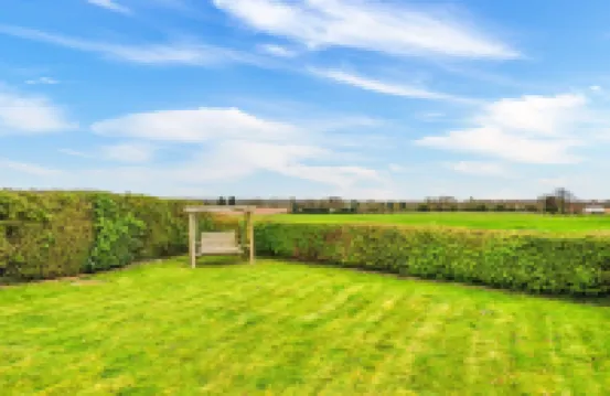 Holiday Home in Kent Near Scenic Parks