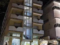 Hotel Rèmin Plaza Hotels near 105 Stadium