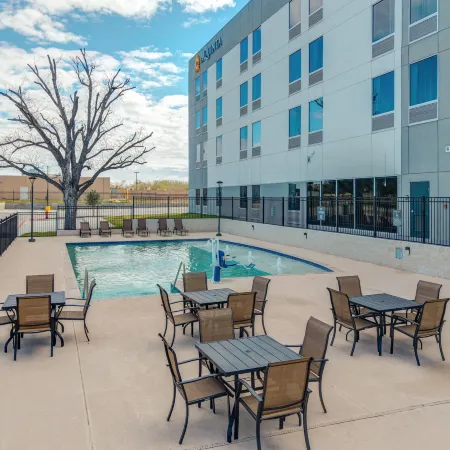 La Quinta Inn & Suites by Wyndham Eagle Pass