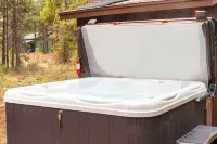 Cozy Sunriver Cabin Near Mt. Bachelor