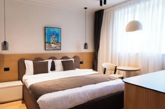 PRI ApartHotel