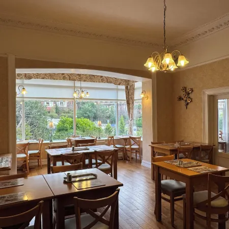 The Raincliffe Hotel