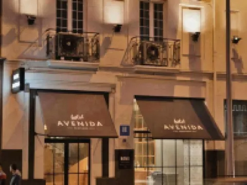 Hotel Avenida Hotels near Tramontana