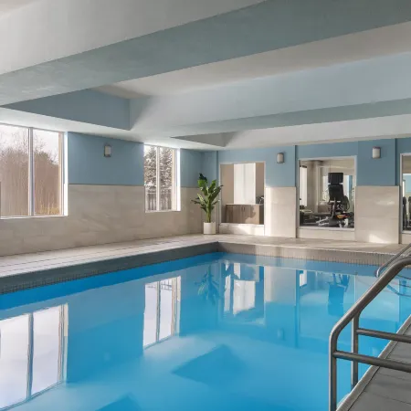 Holiday Inn Express & Suites HUNTSVILLE - MUSKOKA by IHG