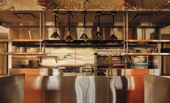 Pocketbook Hotel and Bath