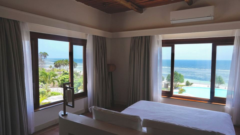 Zahari Oceanfront