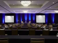Milwaukee Marriott West Hotels in Pewaukee