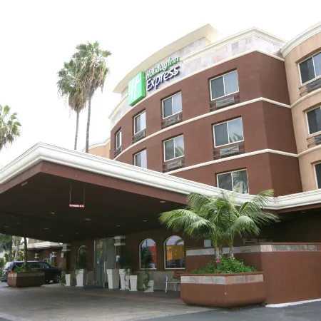 Holiday Inn Express SAN DIEGO SOUTH - CHULA VISTA by IHG