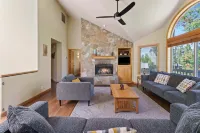 Sunriver Golf Views Hot Tub Escape