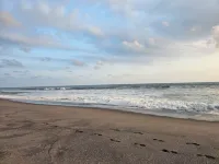 Honey Beach House - 2-Star