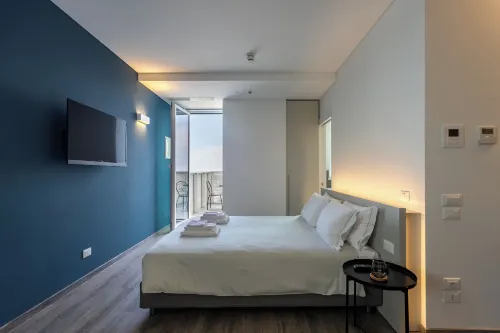 Htm Hybrid Tower Mestre by Halldis - Апартаменты
