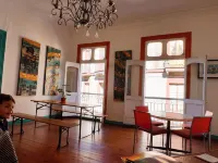 La Mancha Art Hostel Hotels in Valparaiso