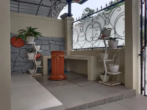 Guesthouse - Biru Homestay