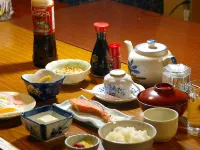 Ryokan Sansui โรงแรมใกล้สถานีโทมิโอะ