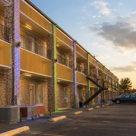 Extended Stay Motel - Snyder
