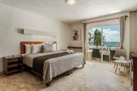 Luciana Hotel & Beach Club