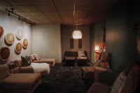 亨特利小屋大天空度假酒店 - SPA