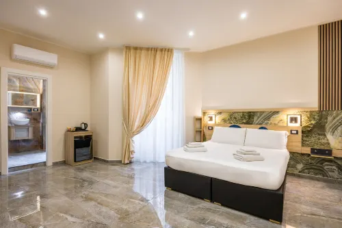 Grand Hotel Partenope - 2-Star