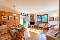 Family Apartment Steps From Ski Lifts - 3 stjerner