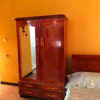 Logerthine Studio Suriname Rooms