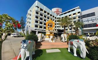 M Grand Hotel Roi Et