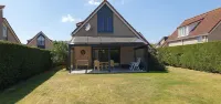 Eco Retreat by the Sea - parking