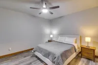 Downtown Columbia Falls Condo 16 Mi to Ski Resort - Apartments
