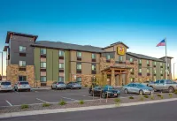 My Place Hotel-Green Bay, WI - parking