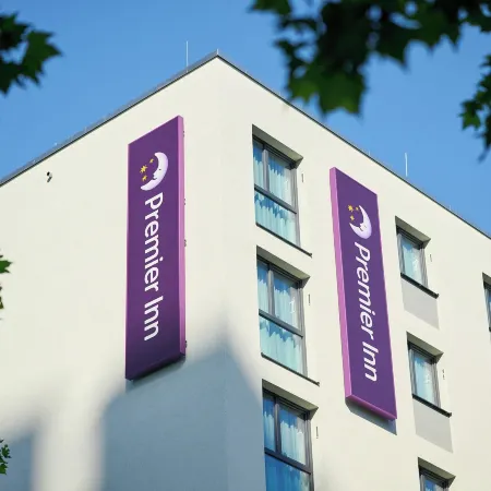 Premier Inn Frankfurt Eschborn Отели рядом с достопримечательностью «Редельхайм»