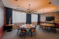 Doubletree by Hilton Clarksville Riverview - bar