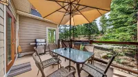 Spacious Invermere 3bd2.5ba Townhome Nestled in the Purcell Mountains! - Wi-Fi