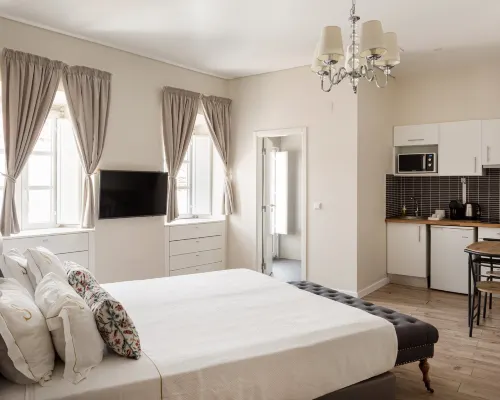 Double Room with Kitchenette   Sui7es Guest House โรงแรมใกล้กาชไกช์