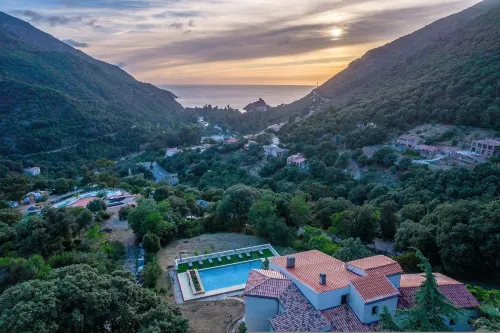 Villa Excelsior in Porto Ota - Villas