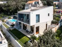 Villa Agave - Four Bedroom Villa with Swimming Pool - 3-Sterne