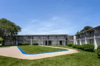 Travelodge by Wyndham Milwaukee - 2-Star