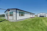 Pet-Friendly Home Near Heise w/ Horse Stalls - Wifi