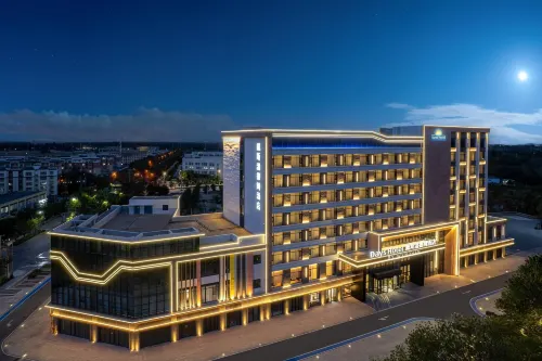 Ramada Encore by Wyndham Vrindavan Rukmani Vihar - 2-Star