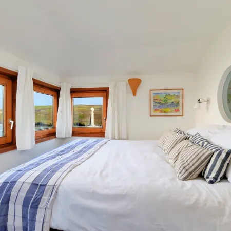 Riverside Cottage With Estuary Views