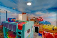 6 Mins to Disney Game Themed Rooms Pool Spa - 3-Star