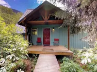 Two-bedroom Plus Loft Chalet w/ Mountain Views Hotels near Chair 6