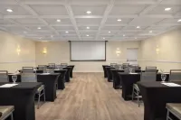 DoubleTree Suites by Hilton Melbourne Beach Oceanfront - 4-Star