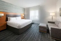 TownePlace Suites by Marriott Oklahoma City Airport - Airport Shuttle