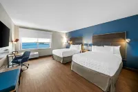 Tru by Hilton Oshawa - 3-Star